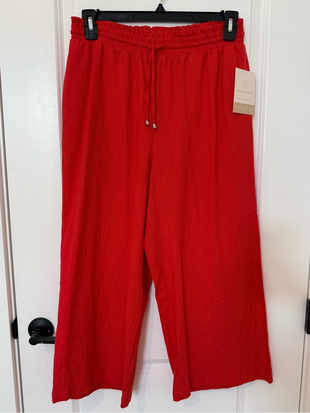 Red wide leg crop pants